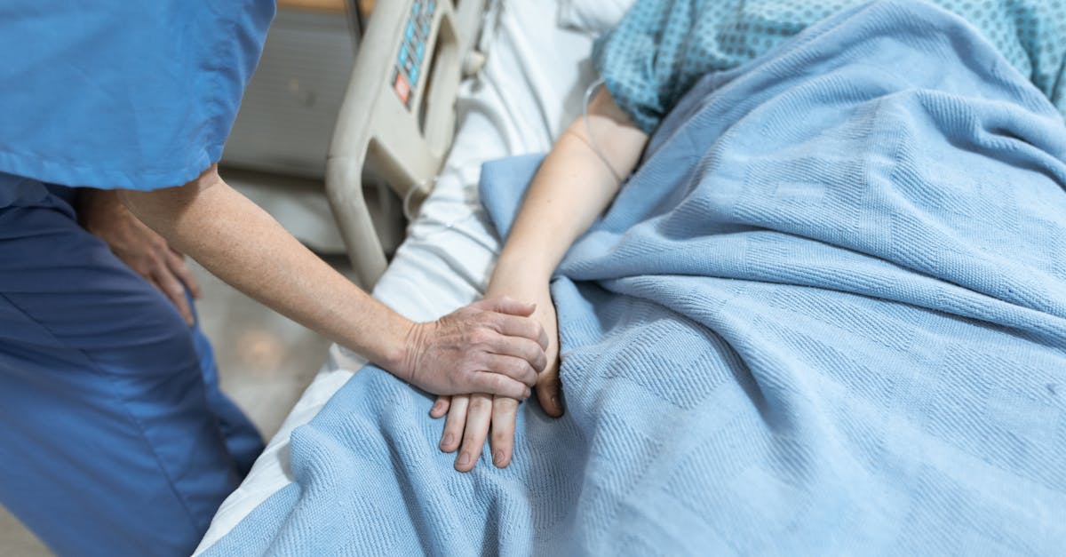 découvrez l'univers de la chirurgie, une spécialité médicale qui englobe diverses procédures pour traiter les maladies, les blessures et les anomalies. explorez les techniques, les innovations et les soins post-opératoires essentiels pour garantir le bien-être des patients.