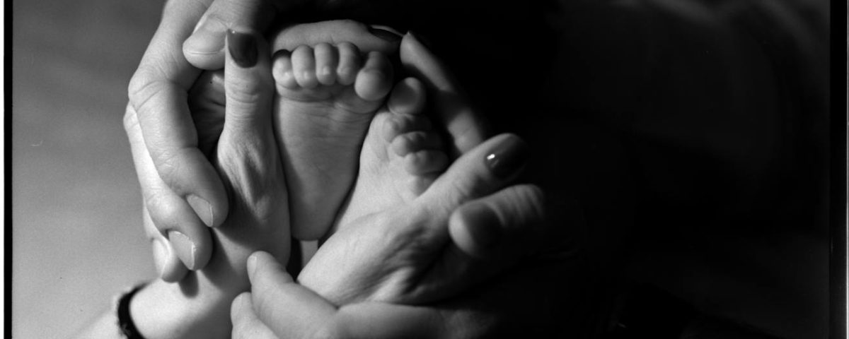 Pieds-mains-bouche : symptômes, durée et guide d'action pour parents
